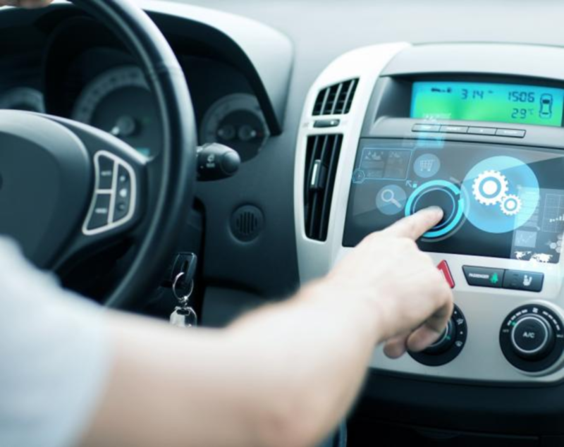 أدوات ذكية تحول سيارتك التقليدية إلى سيارة ذكية بلمسة تكنولوجية 5