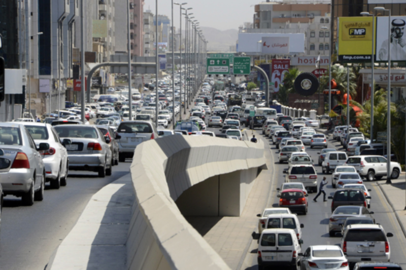 أمانة جدة تسدّ 47 ألف حفرة بشوارع المحافظة في عام واحد ورصد 6200 مخالفة لأعمال حفر 1