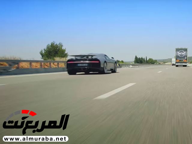 "بالفيديو" جيريمي كلاركسون منبهر بتجربة بوجاتي شيرون "أسرع سيارة في العالم" 5