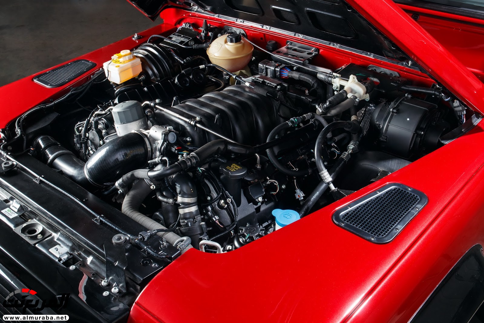 لاند روفر ديفندر تعود رسمياً بإصدار خاص بمحرك V8 بقوة 400 حصان 16