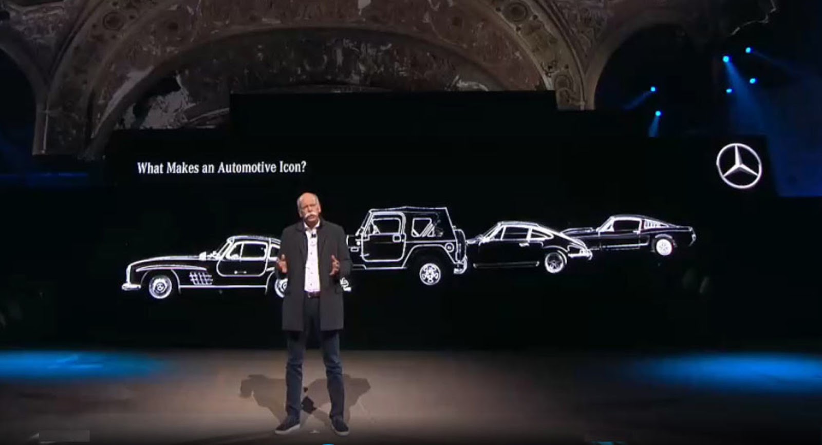 رئيس مرسيدس يكشف قائمته لأكثر السيارات أيقونية في التاريخ