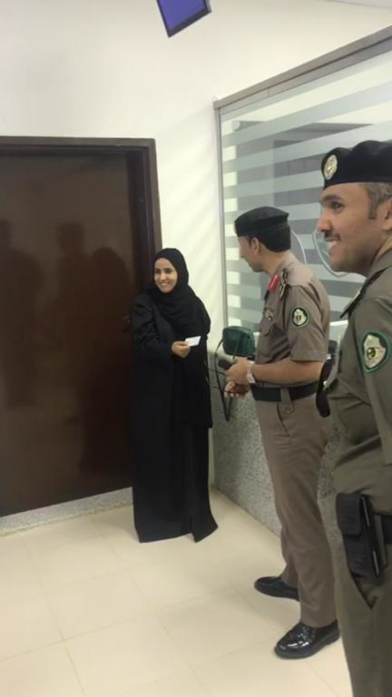 قصة أحلام الثنيان أول سعودية تحصل على رخصة قيادة نسائية سعودية