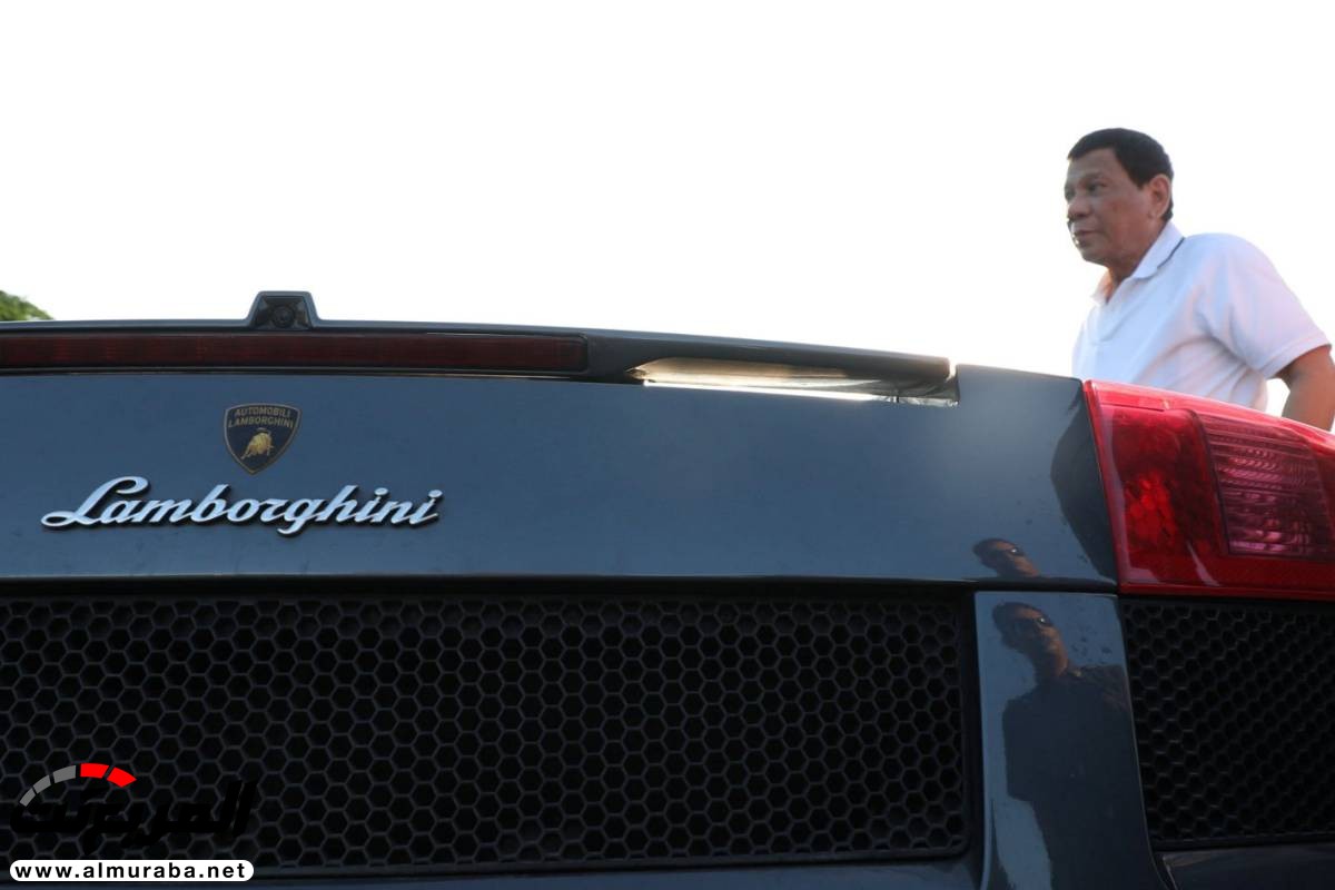 الرئيس الفلبيني يقود حملة لتدمير سيارات فاخرة مهربة بقيمة 20 مليون ريال 2