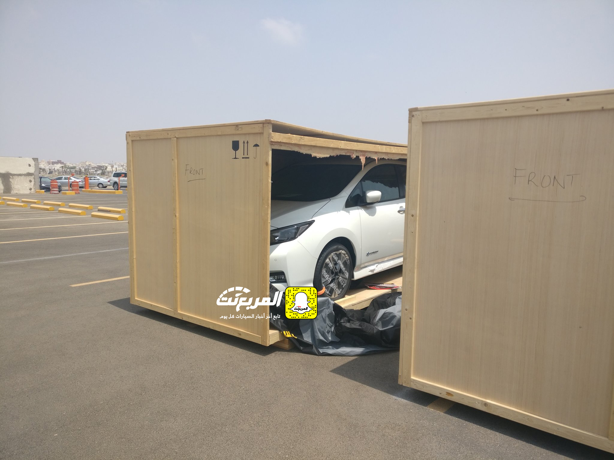 "بالصور" وصول سيارات نيسان ليف الكهربائية الى السعودية لإجراء اختبارات عليها 2