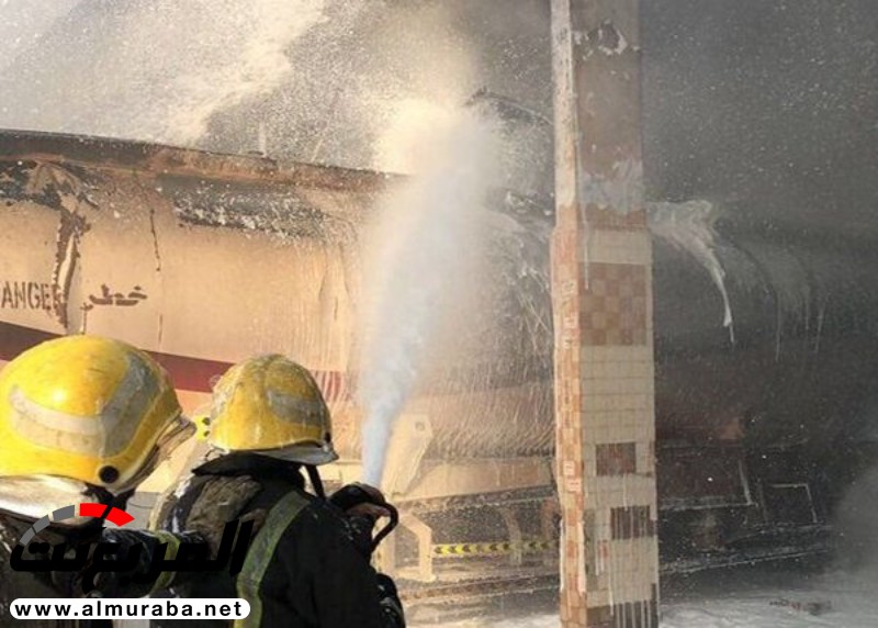"بالصور" الدفاع المدني يسيطر على حريق بمحطة وقود في الرياض 3