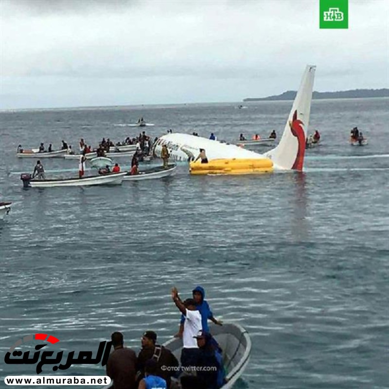 "بالصور والفيديو" سقوط طائرة في المحيط الهادي ونجاة جميع الركاب 5