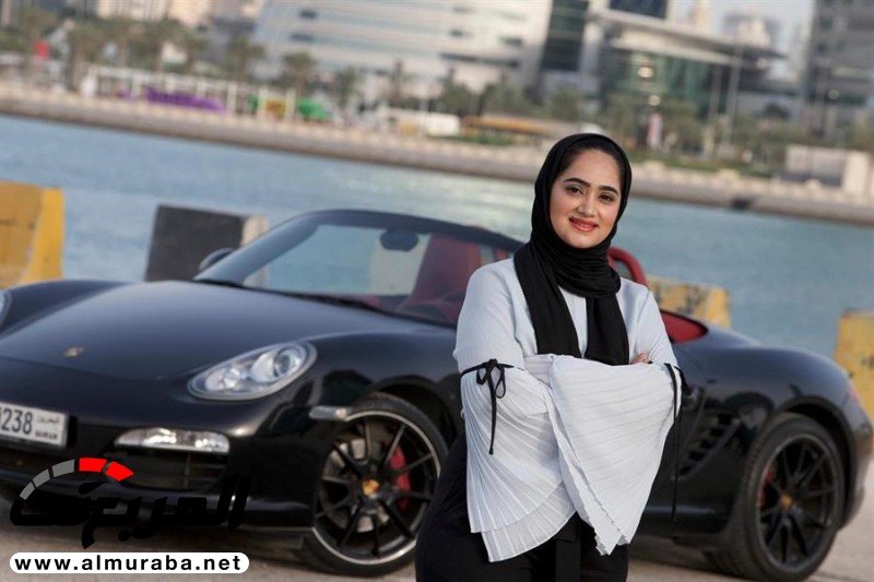 "بالصور" سعوديات يشاركن في موكب نسائي بـ 250 سيارة بحلبة "فورمولا" بالبحرين 1