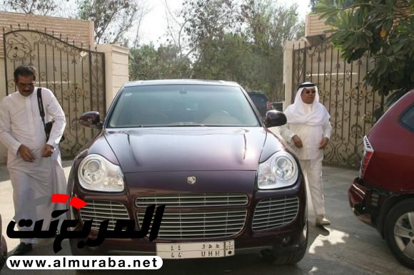 "بالصور" أسطول سيارات فنان العرب محمد عبده 28