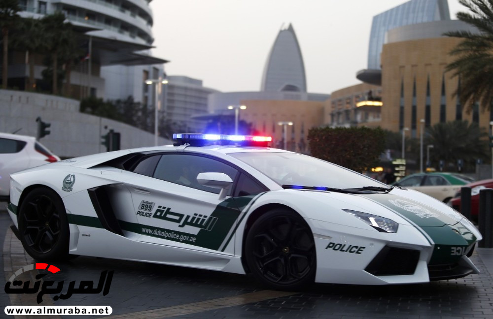 "بالصور" تعرف على قصة أسطول سيارات شرطة دبي 6