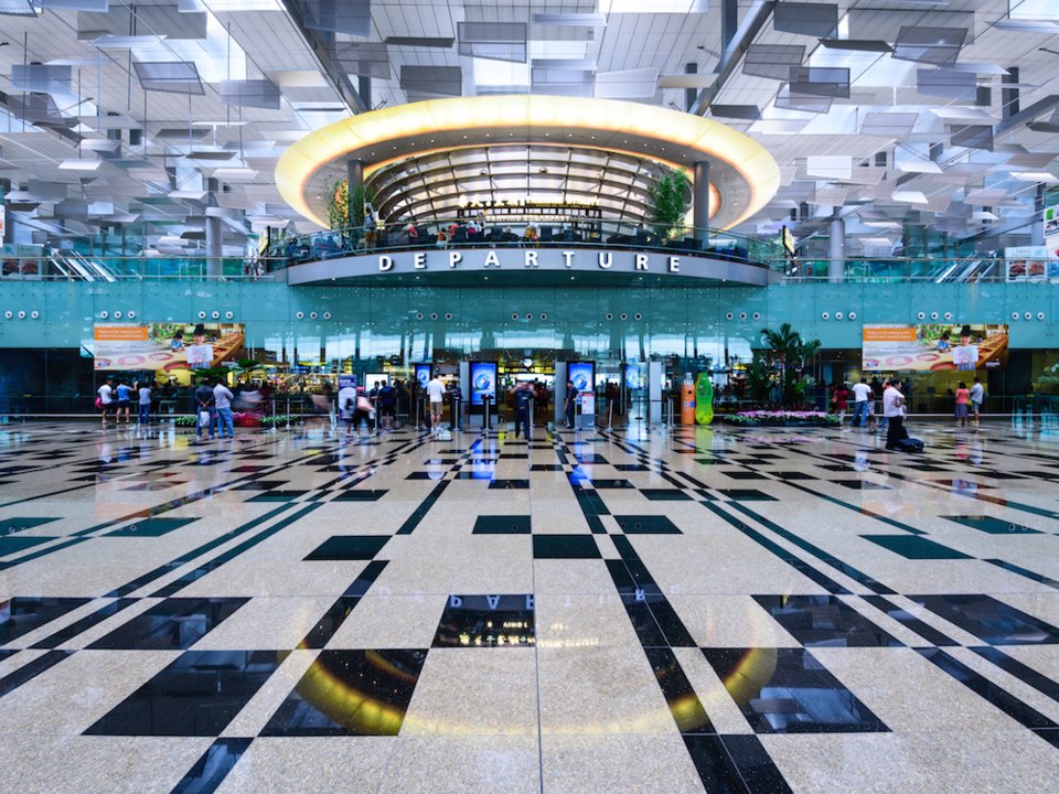 “بالصور” تعرف على افضل 10 مطارات في العالم