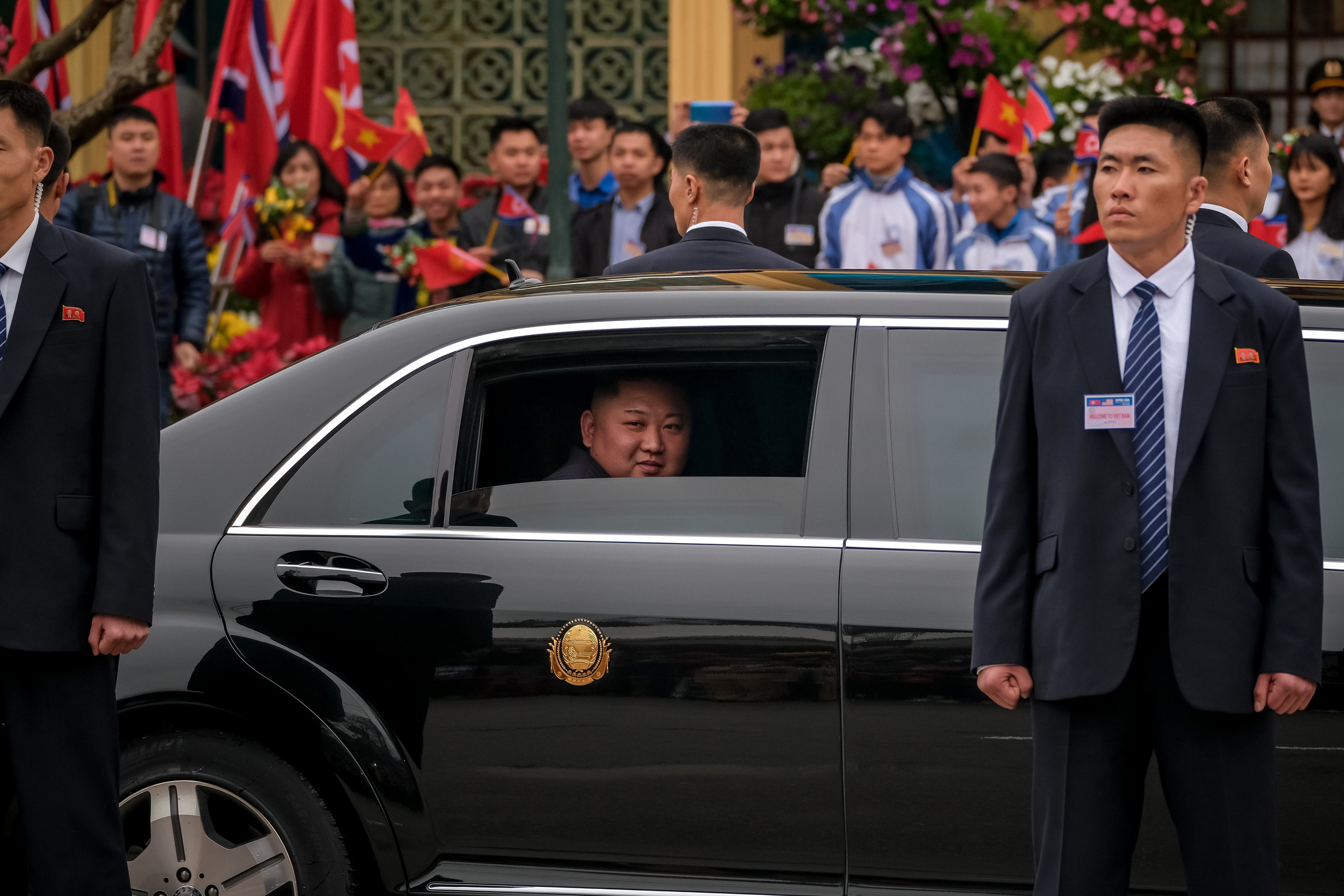 800 سيارة هربها زعيم كوريا الشمالية إلى بلاده.. إليك القائمة 13