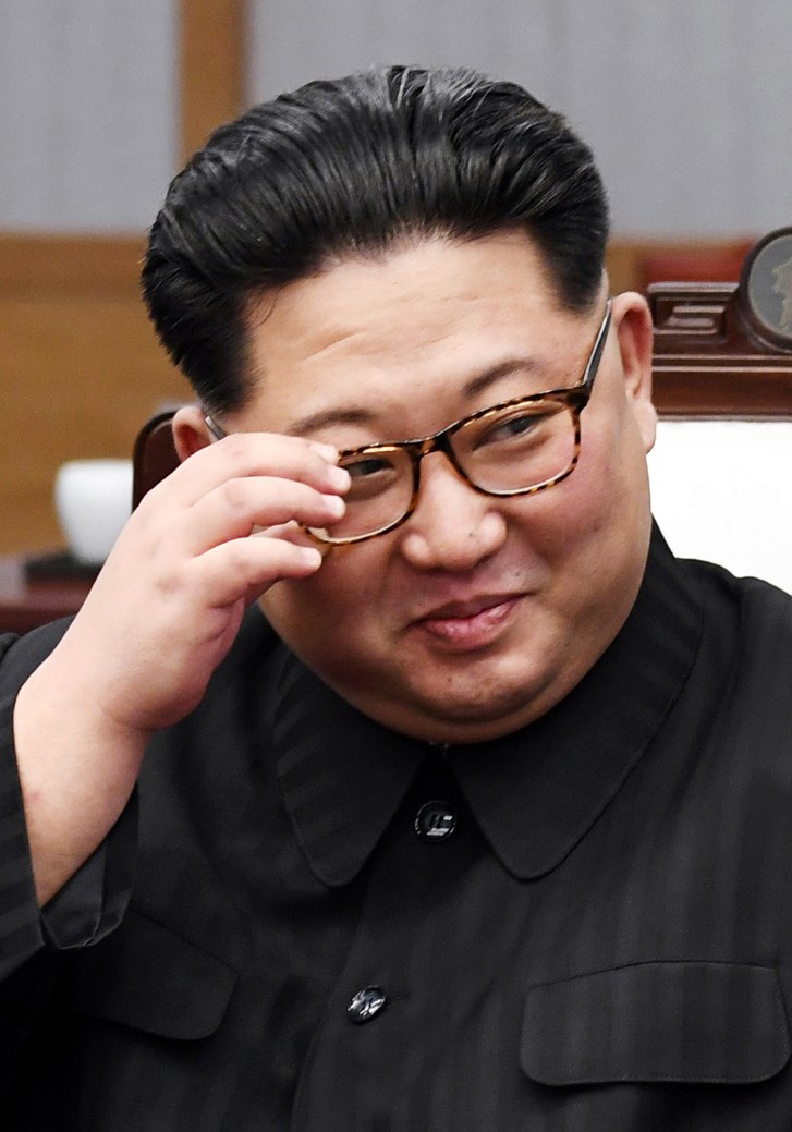 800 سيارة هربها زعيم كوريا الشمالية إلى بلاده.. إليك القائمة 9