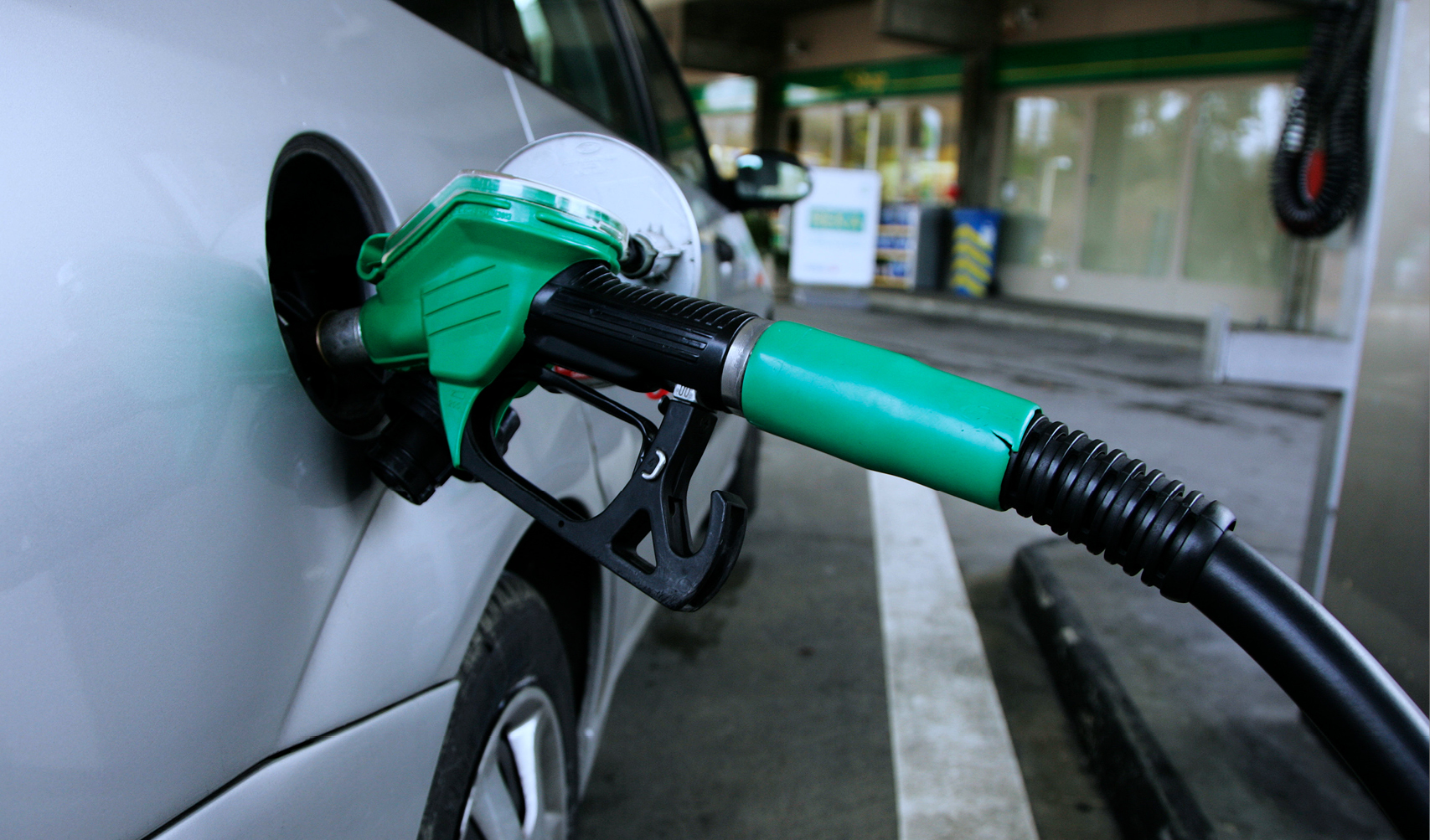 مصر تعلن رفع أسعار الوقود بنسب تصل إلى 30% 7