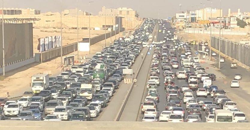 "المرور" يرد على إنتقاد أحد الإعلاميين بالإخفاق بإدارة الحركة المرورية في الرياض 7