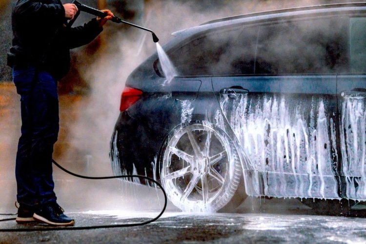 معتقدات خاطئة حول تنظيف وغسل السيارة عليك معرفتها 13