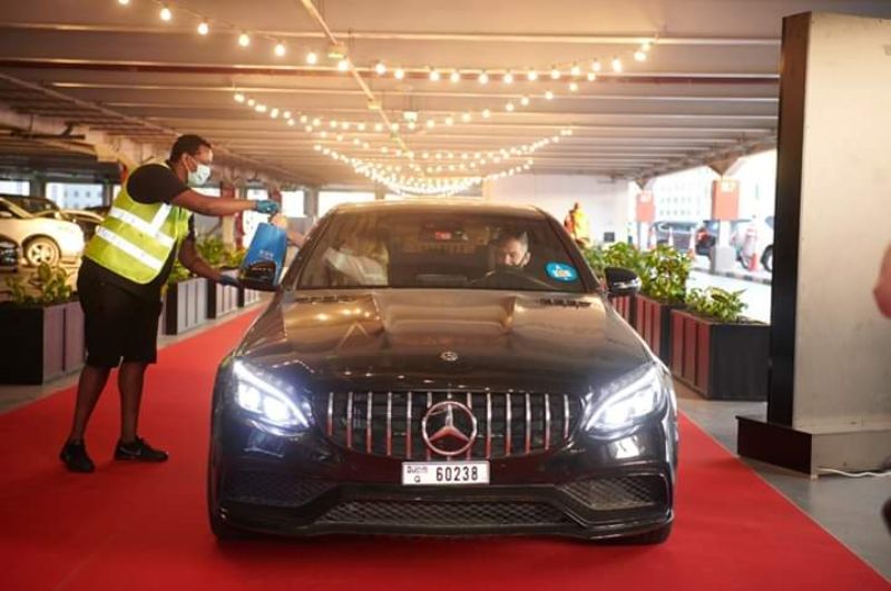 افتتاح سينما للسيارات في مول الإمارات 12