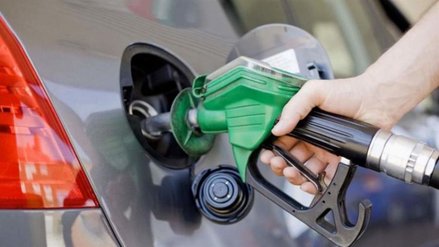 هل سعر البنزين بالمملكة مرتبط بسعر تصديره بنسبة 100%؟ 1