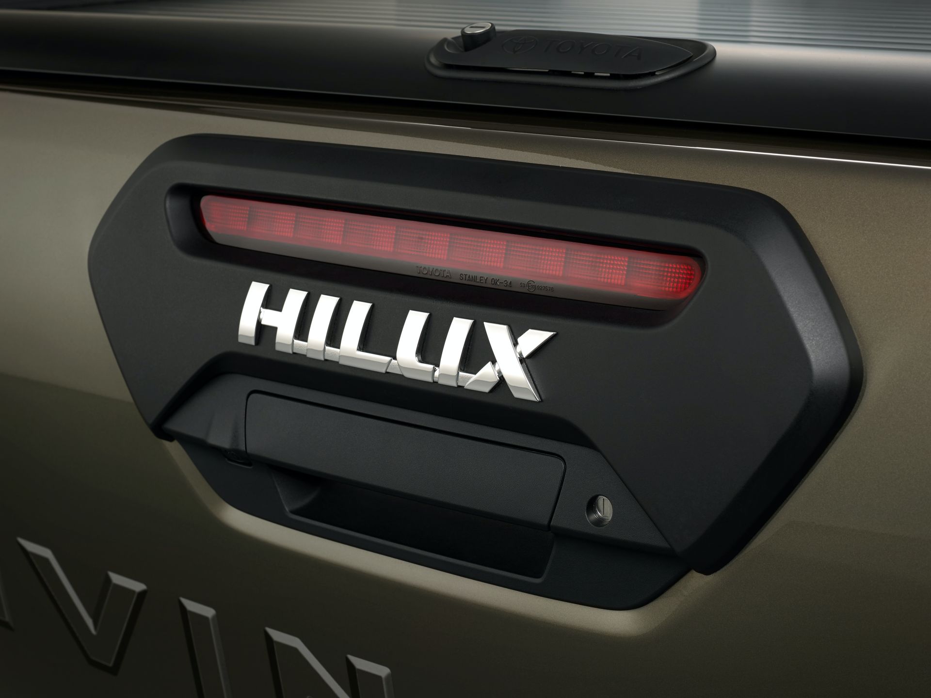 مواصفات تويوتا هايلكس 2021 وأهم المعلومات Toyota Hilux 206