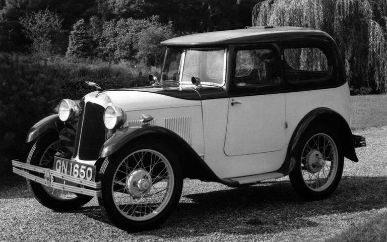 "بالصور" شاهد أول السيارات بالتاريخ التي طرحتها الشركات الكبرى 44