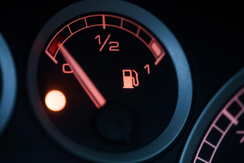 هل قيادة السيارة ببطء تقلل استهلاك الوقود؟ 7