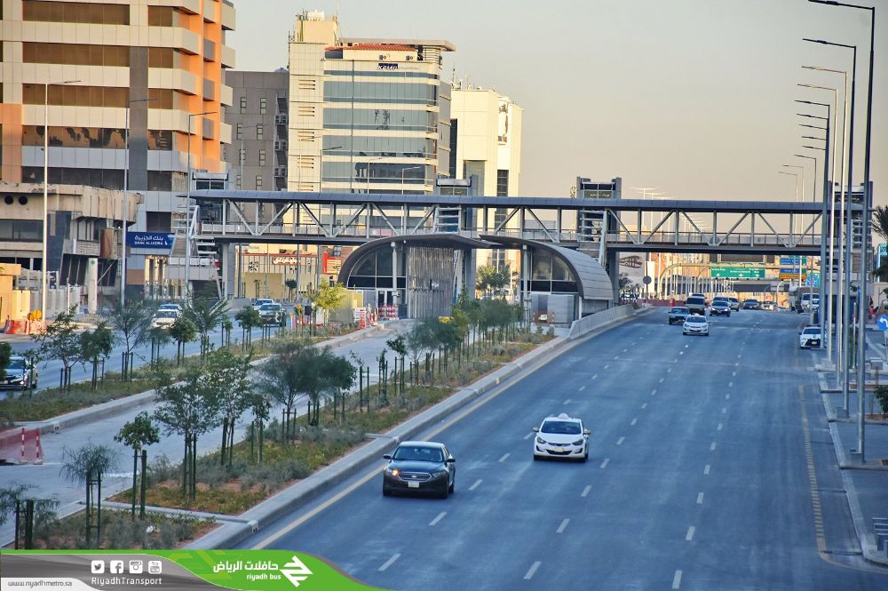 "بالصور" وصول نسبة الإنجاز في مشروع حافلات الرياض إلى 96% 5