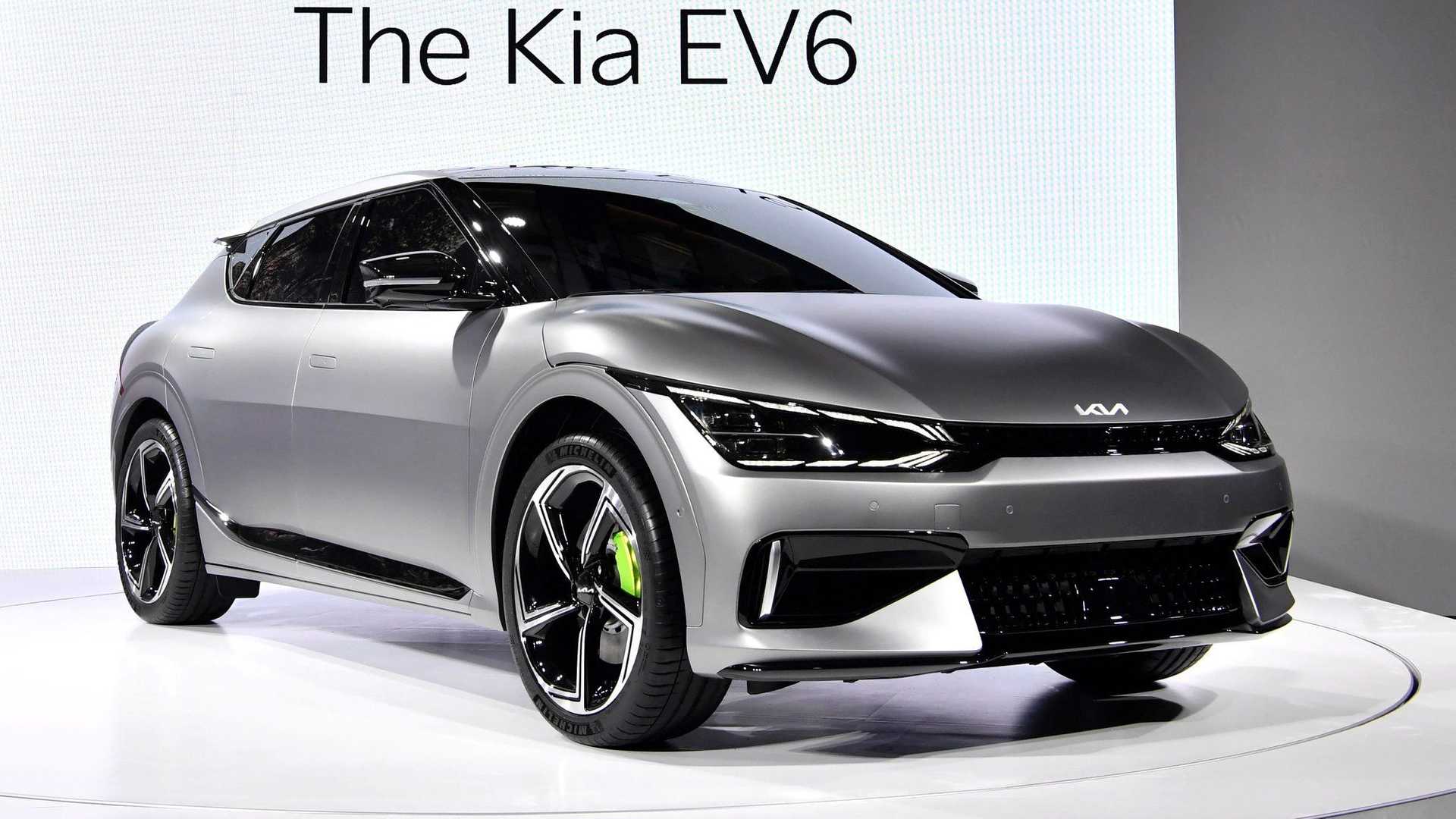 كيا EV6 الجديدة تظهر لأول مرة على أرض الواقع