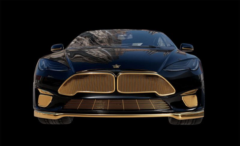 سيارة تيسلا مغطاة بالذهب سعرها يتجاوز مليون ريال! 9