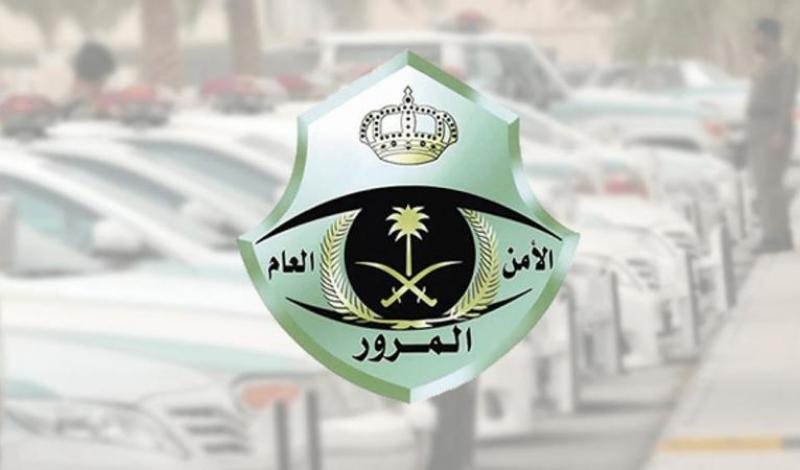 المرور السعودي يوضح مخاطر التجاوز من كتف الطريق 3