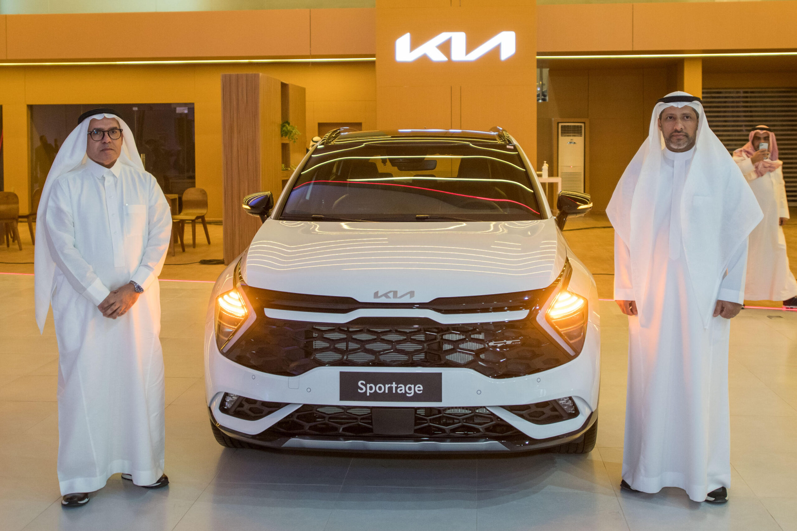 "كيا الجبر" تدشن الجيل الخامس من سيارة سبورتج في الرياض في حفل احتضنه معرضها في البديعة وسط حضور كبير 7