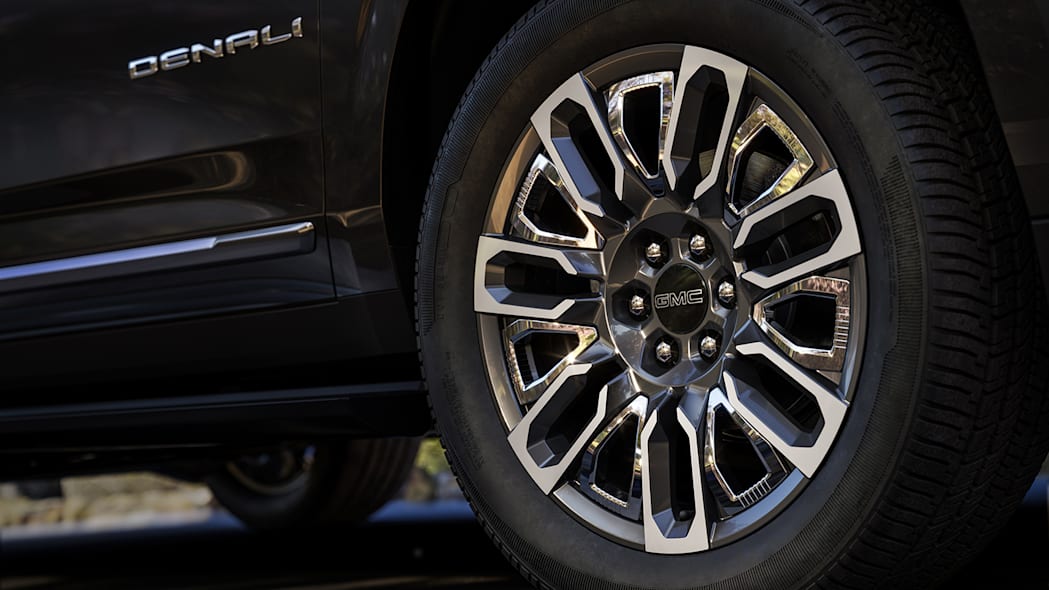 جي ام سي يوكن 2023 تحصل على إصدار دينالي اولتيميت الأفخم في تاريخ الـ SUV 25