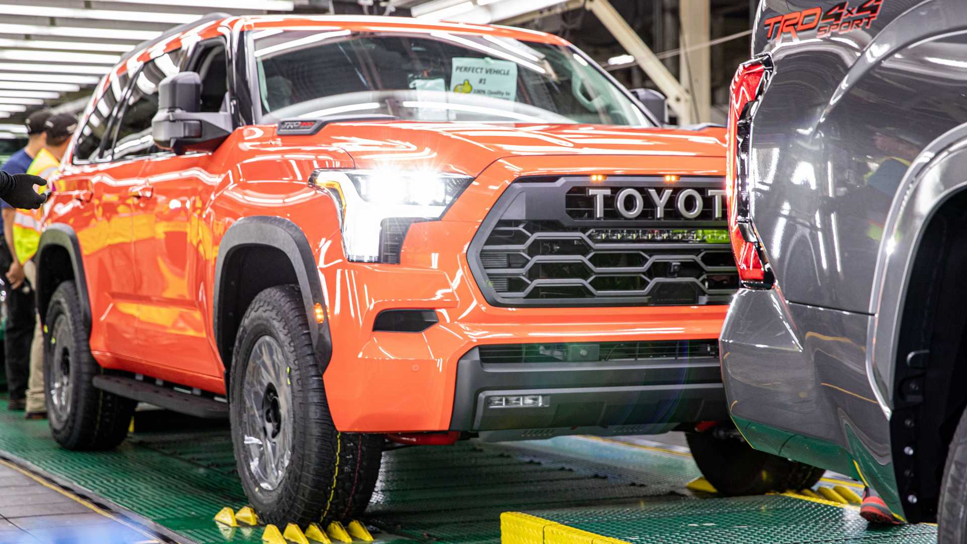 رسمياً، بدء إنتاج تويوتا سيكويا 2023 الجيل الثالث الجديد في مصنع تكساس 11