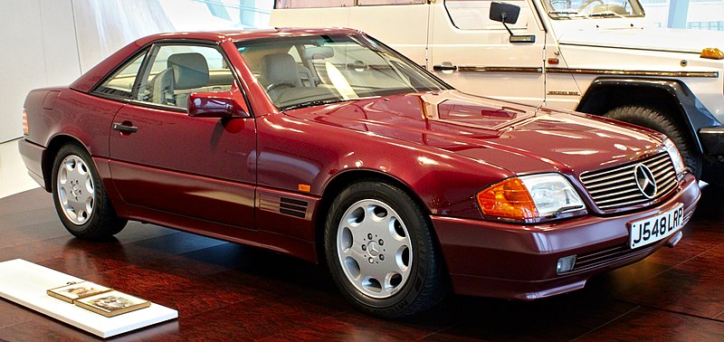 سيارة مرسيدس بنز 500 SL موديل عام 1991م