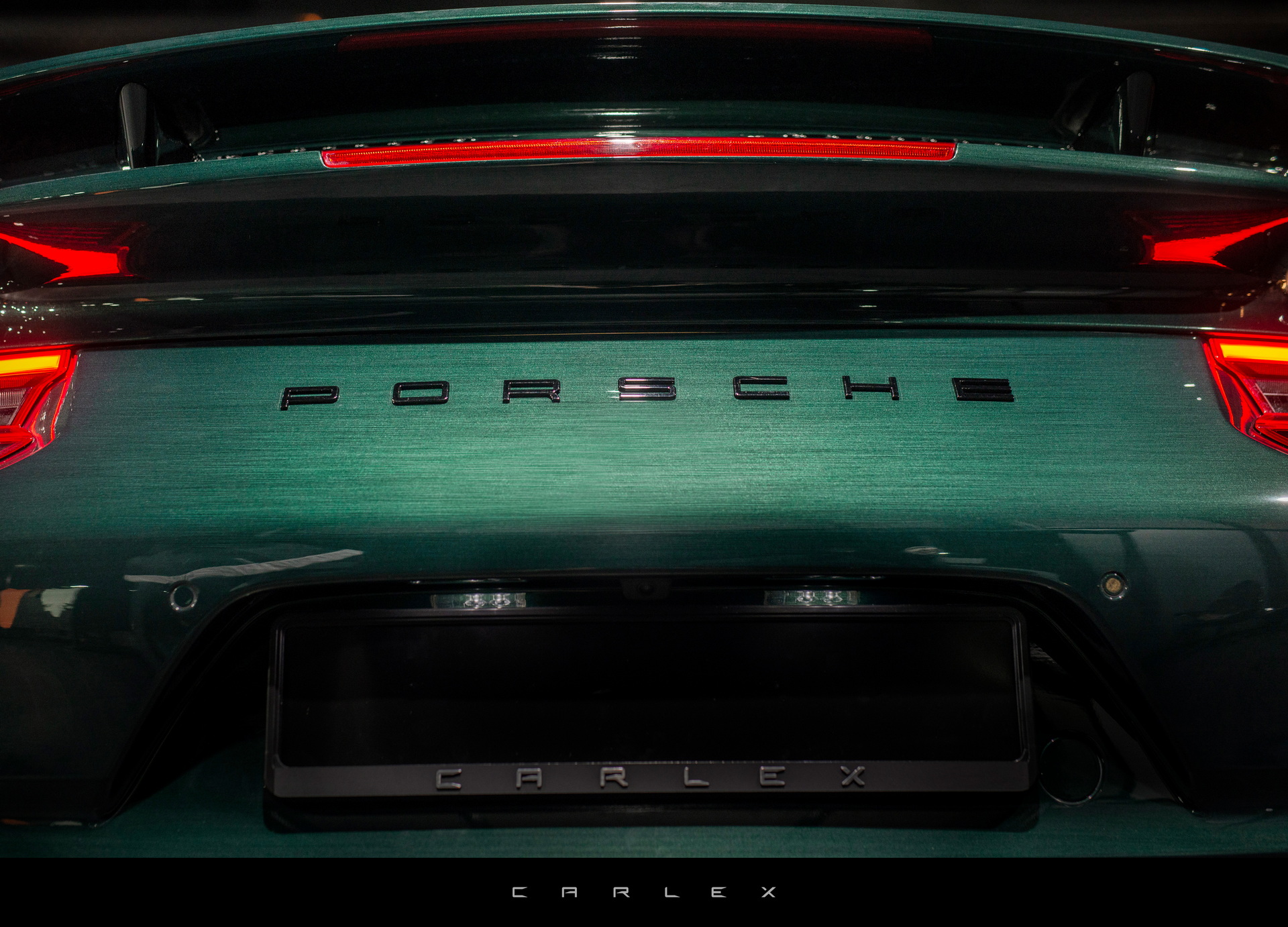 بورش 911 تيربو تحصل على إصدار معدل بولندي رائع من شركة كارلكس ديزاين 42