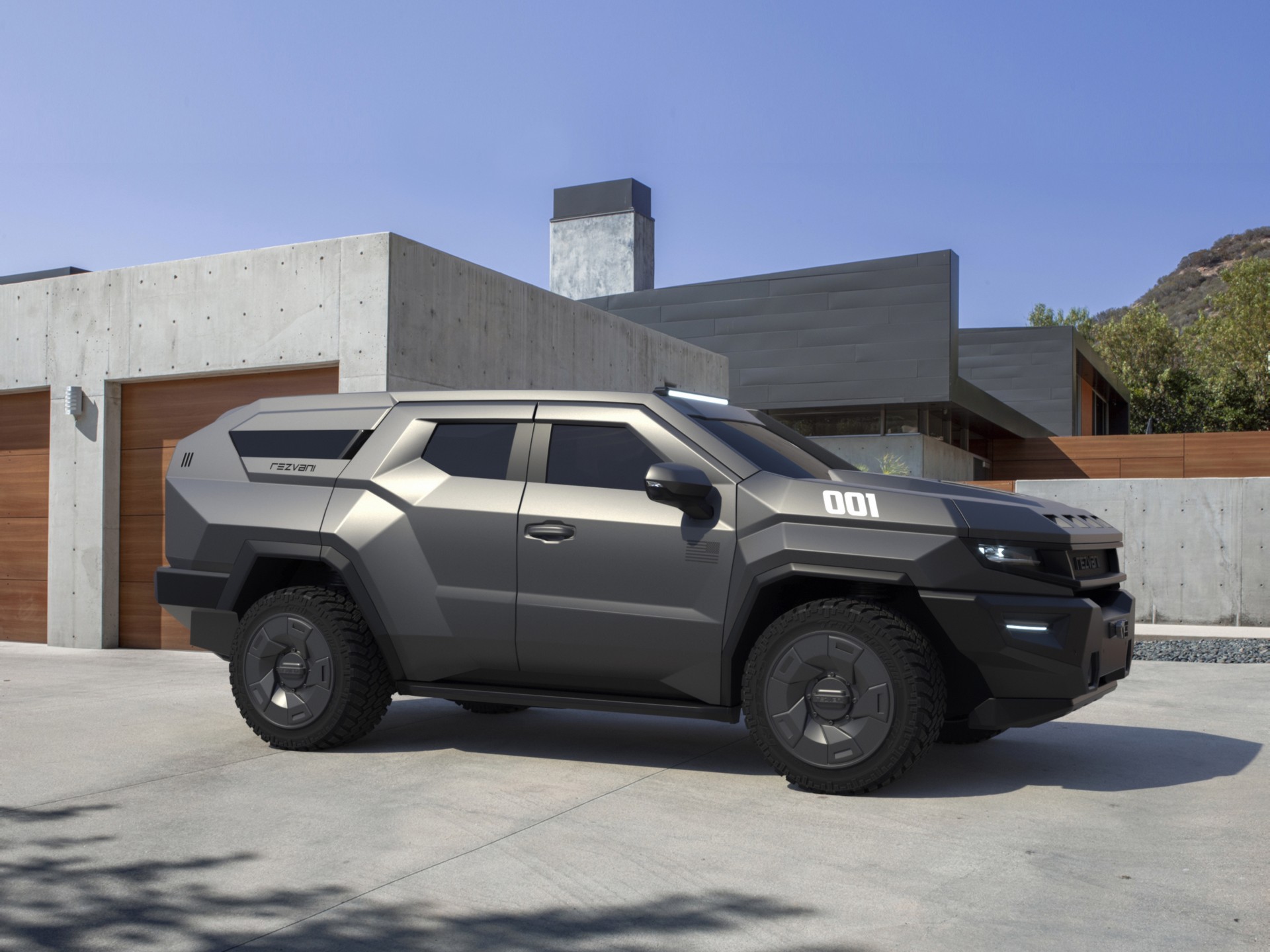 ريزفاني فينجنس هي SUV عسكرية جديدة مبنية على كاديلاك اسكاليد 3