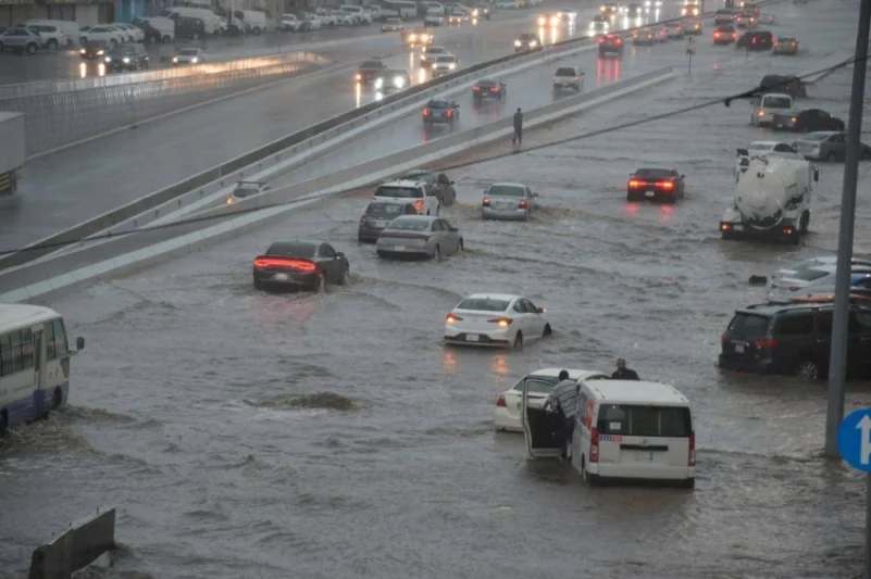 "أمانة جدة" تكشف طريقة تعويض المتضررين من الأمطار والسيول 12