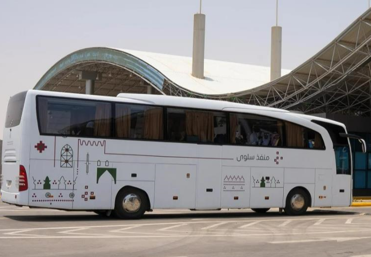 "الرميح" يتفقد خدمات النقل المخصصة لمشجعي كأس العالم 2022 4
