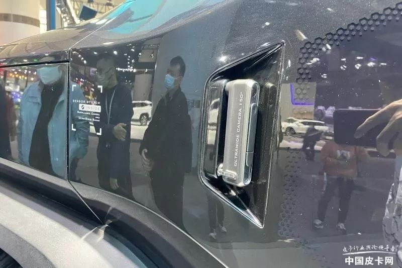 تدشين شاحنة كهربائية صينية جريئة منافسة لتيسلا سايبرتراك في معرض غوانزو 11