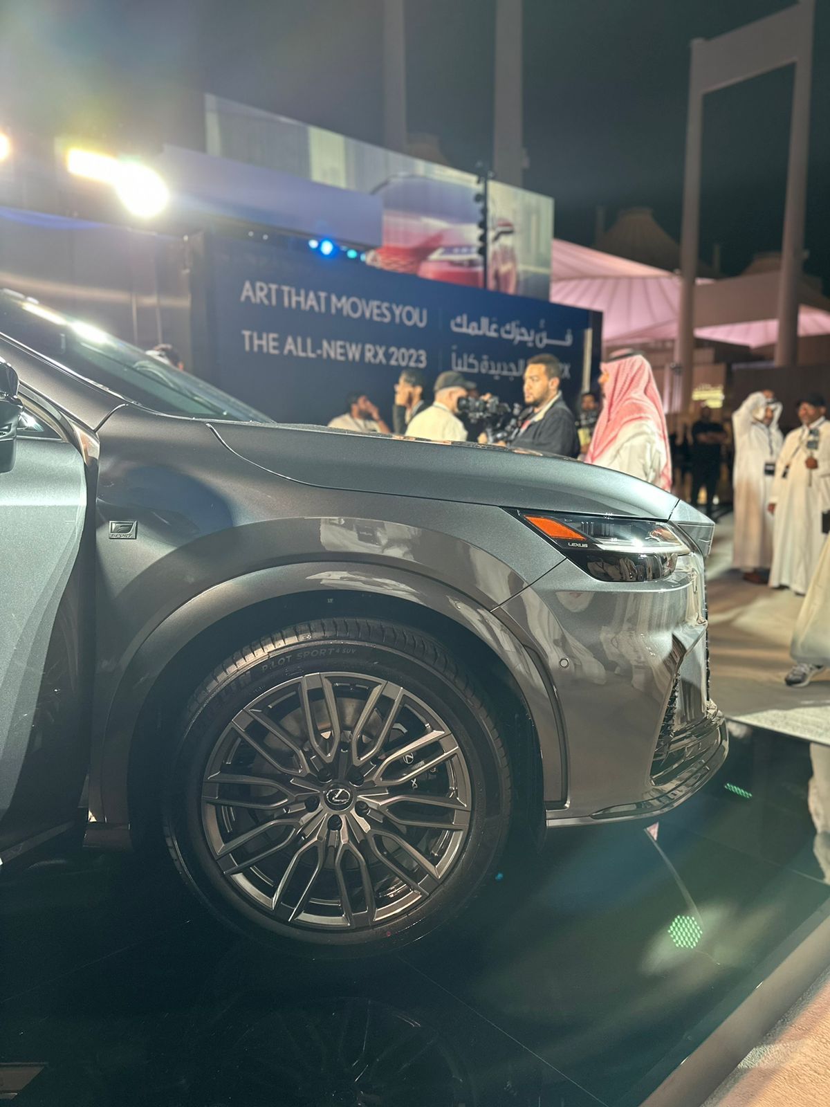 صور سيارة لكزس RX 2023 في السعودية وأبرز ما يُميز السيارة الفاخرة 4