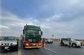 “أمن الطرق” يحدد 4 أضرار لزيادة حمولة مركبات النقل