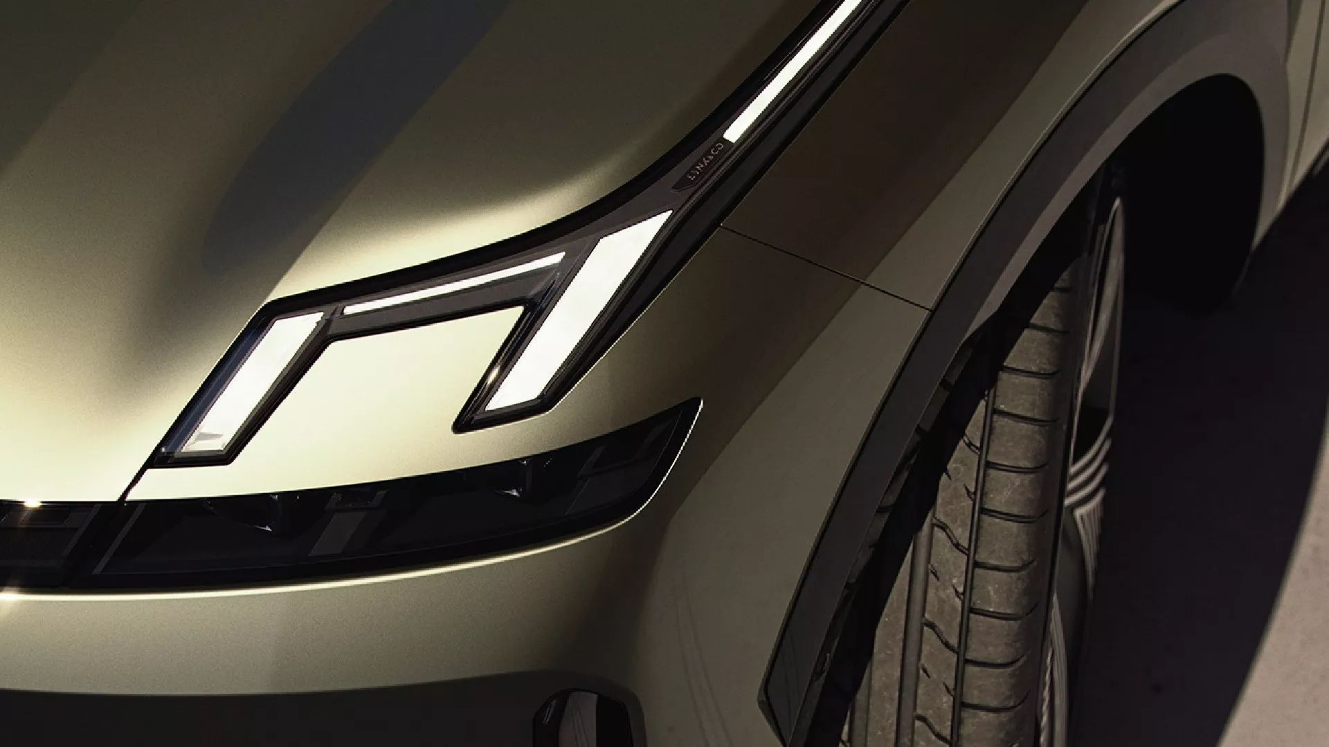 لينك اند كو تكشف عن تصميم سيارة 08 SUV الجديدة كلياً 27