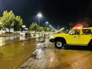 “الدفاع المدني” يوجه 6 إرشادات لقائدي السيارات عند هطول الأمطار