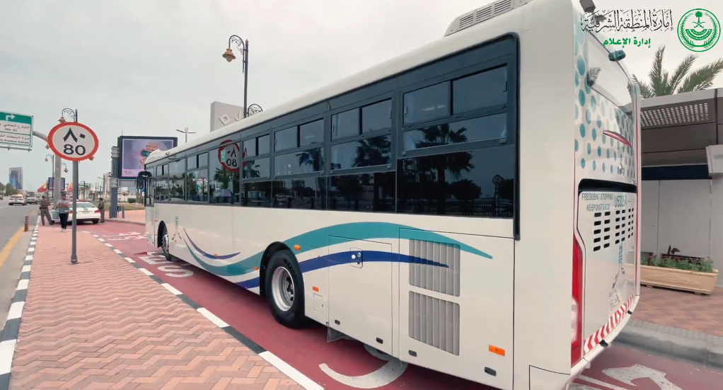"أمير الشرقية" يدشن مشروع النقل العام بالحافلات بالدمام والقطيف 5