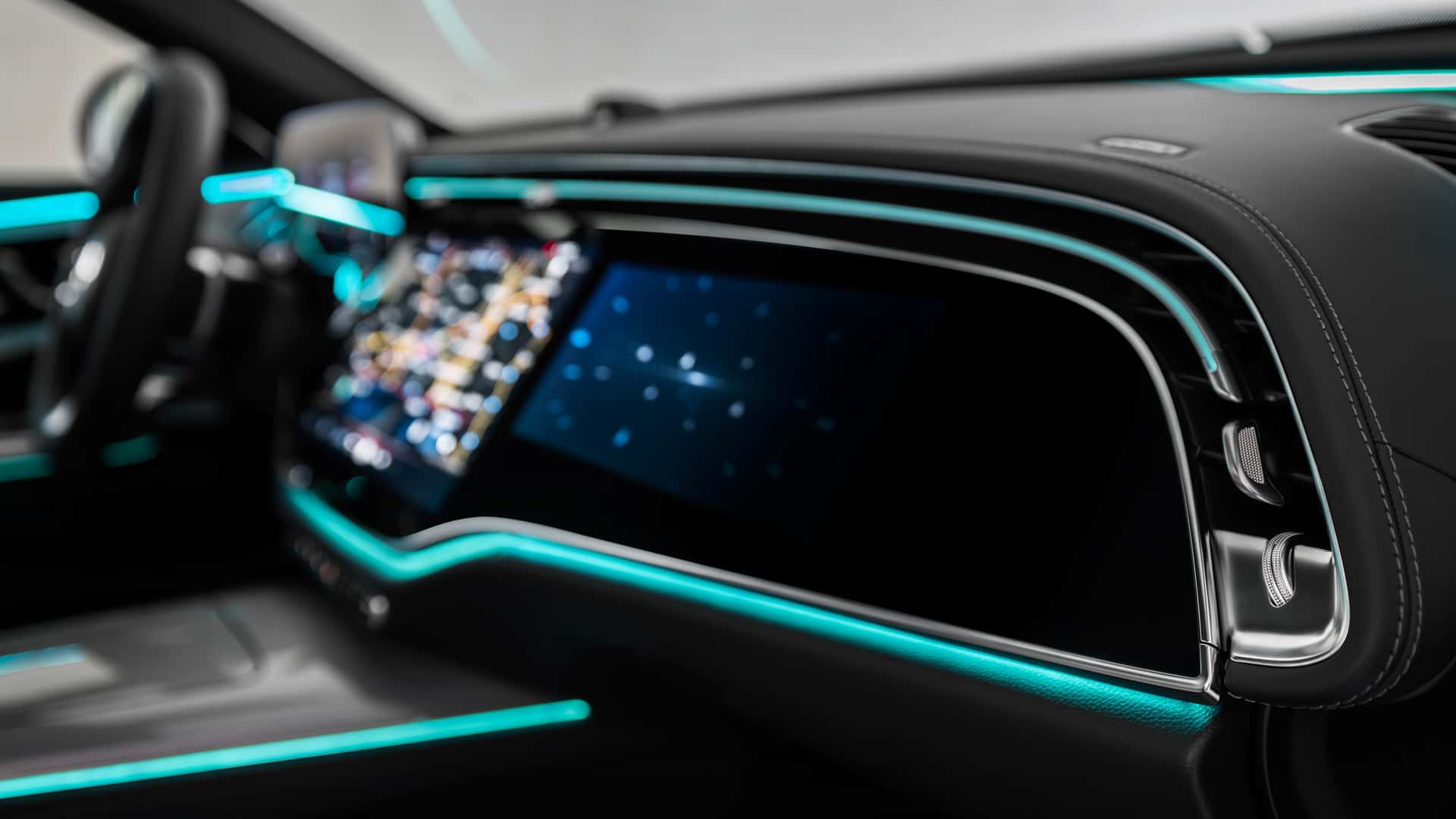 مرسيدس اي كلاس 2024 الجيل الجديد ينطلق رسمياً بـ 5 شاشات في الداخلية ومحركات أقوى 158