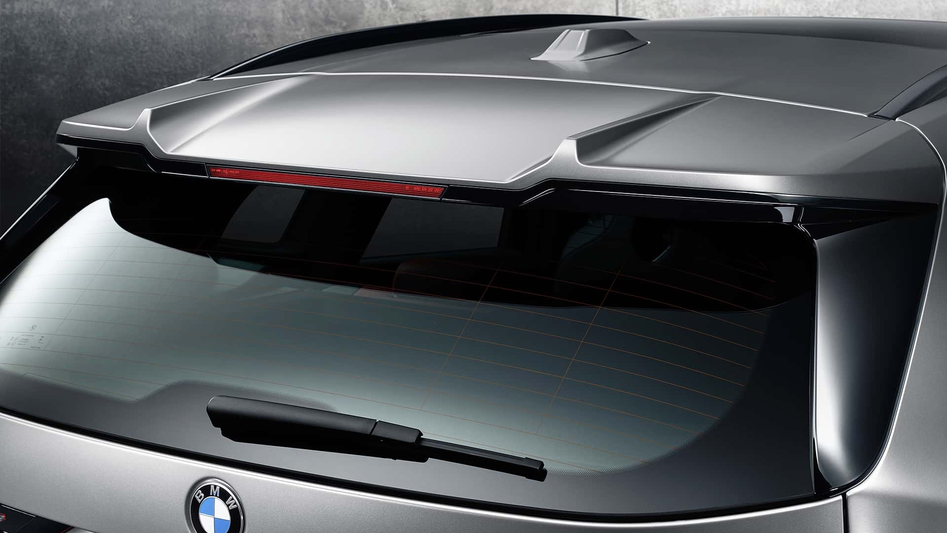 بي ام دبليو تكشف عن أقوى نسخة في تاريخ X1 SUV الفاخرة 6