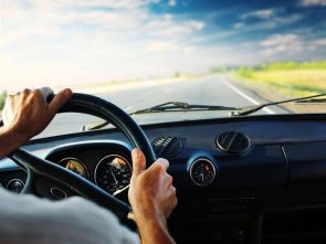 “الصحة” توجه 5 نصائح هامة لقيادة السيارة في الصيف