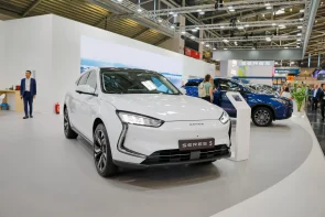 فرنسا تصدر قوانين جديدة لحماية الصناعة المحلية من السيارات الصينية الكهربائية