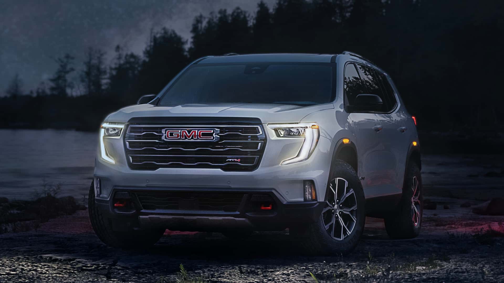 GMC Acadia 2024 launches the new generation with a larger size and a