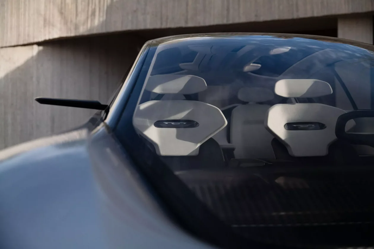 كرايسلر تكشف عن سيارة اختبارية غير تقليدية تمهد للمستقبل الكهربائي للعلامة 10