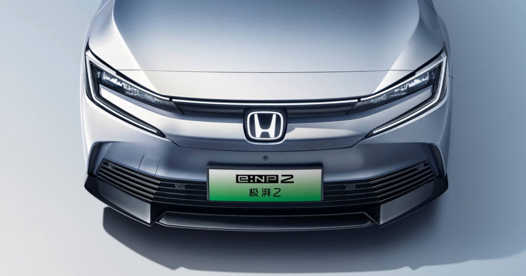 هوندا تكشف عن سيارتين كروس أوفر جديدتين في معرض بكين للسيارات 2024 3