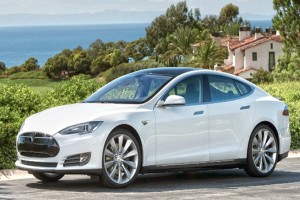 "تقرير" سيارة تسلا اس الجديدة تنال رضا المستهلكين Tesla Model S 2